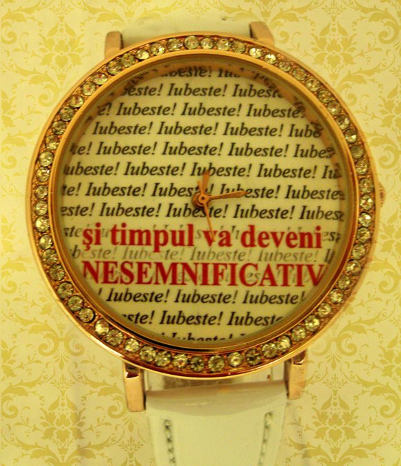 ceas cu cadran mare, ornamentat cu cristale, pentru ea, cadouri personalizate